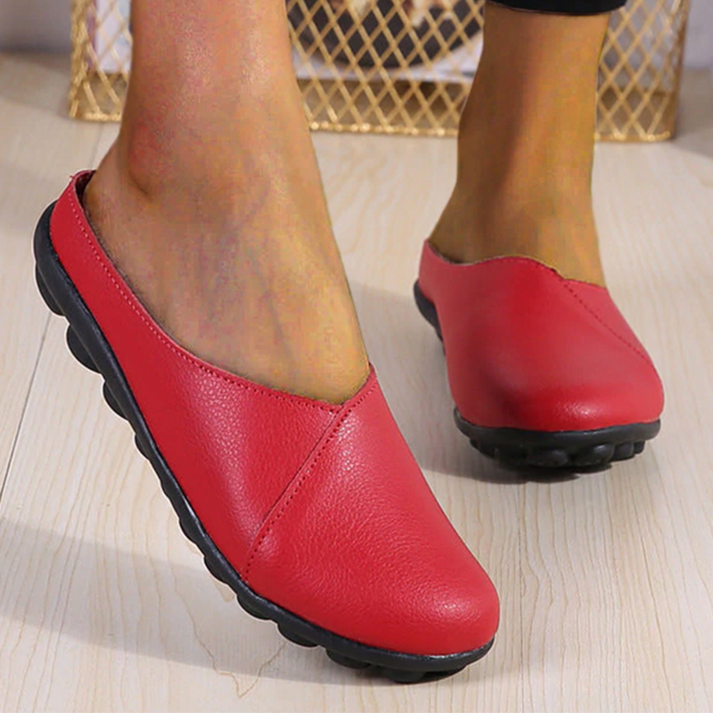 Step into Comfort with  New Slippers Women Wear Flat Shoes