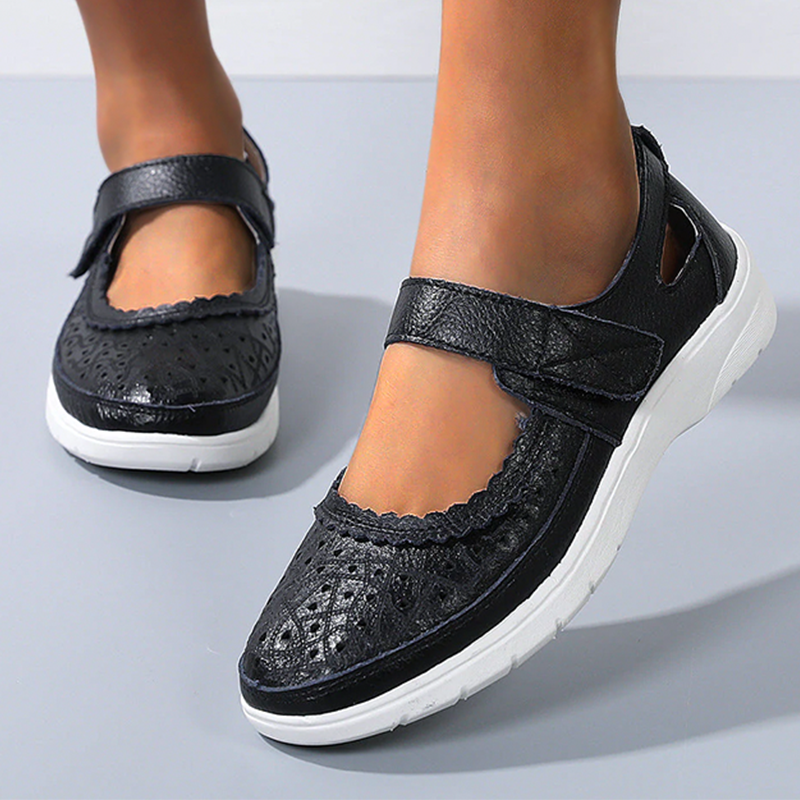 Owlkay Cutout Comfort Soft Sole Casual Shoes