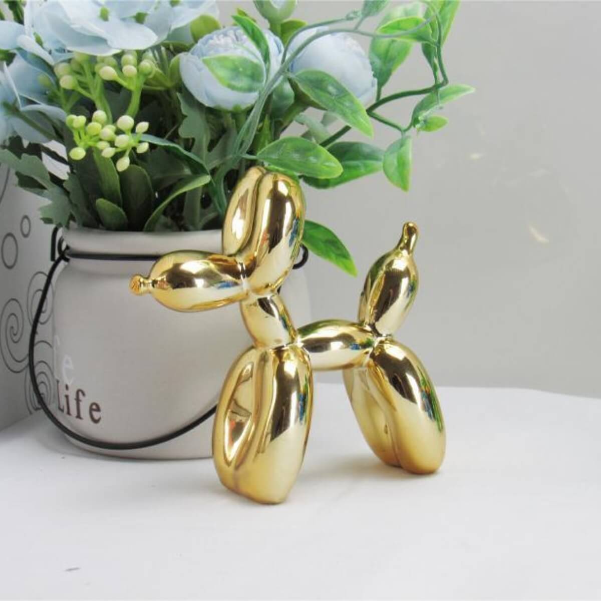 Balloon Dog Figurine