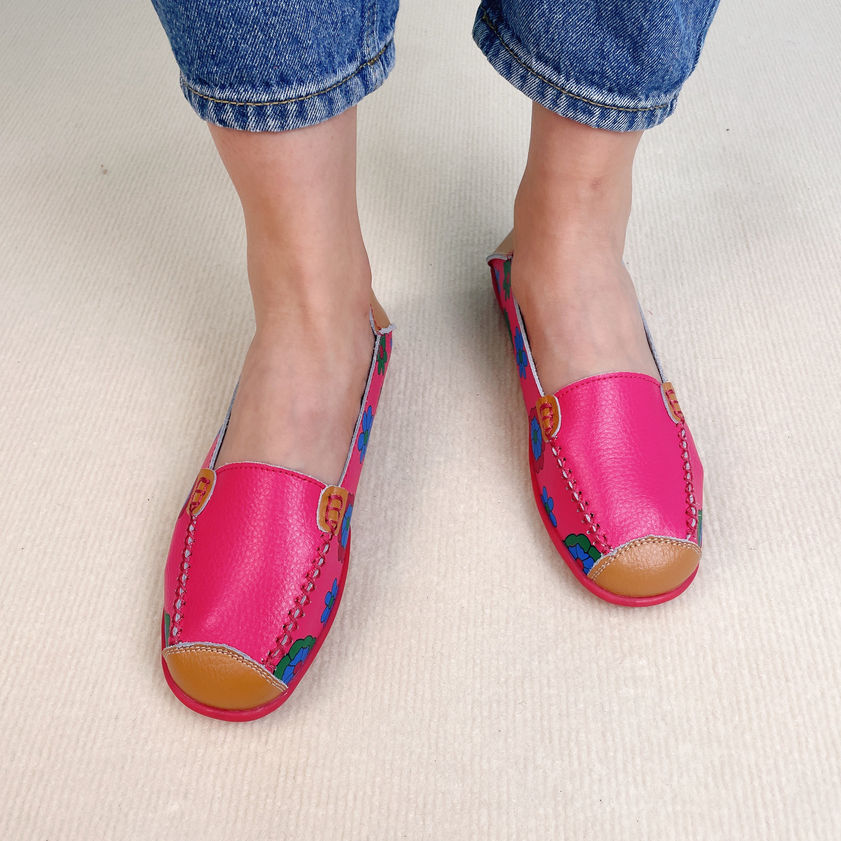 Soft Surface Comfortable Casual Flats: Where Style Meets Comfort