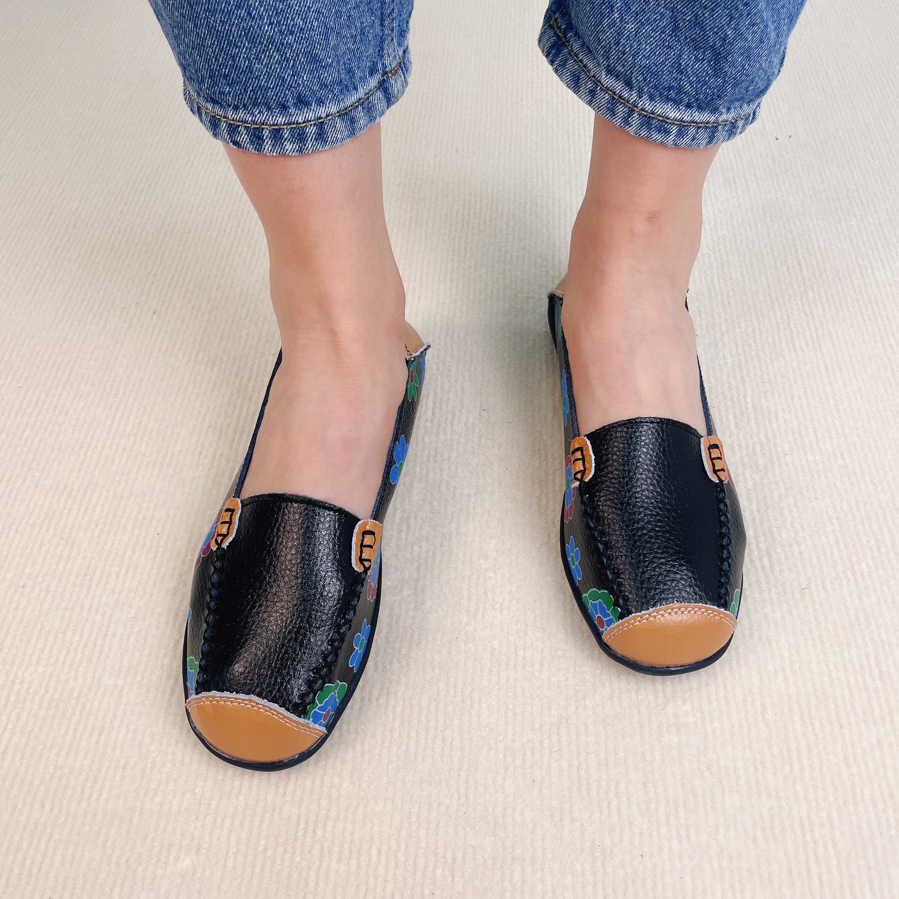 Soft Surface Comfortable Casual Flats: Where Style Meets Comfort