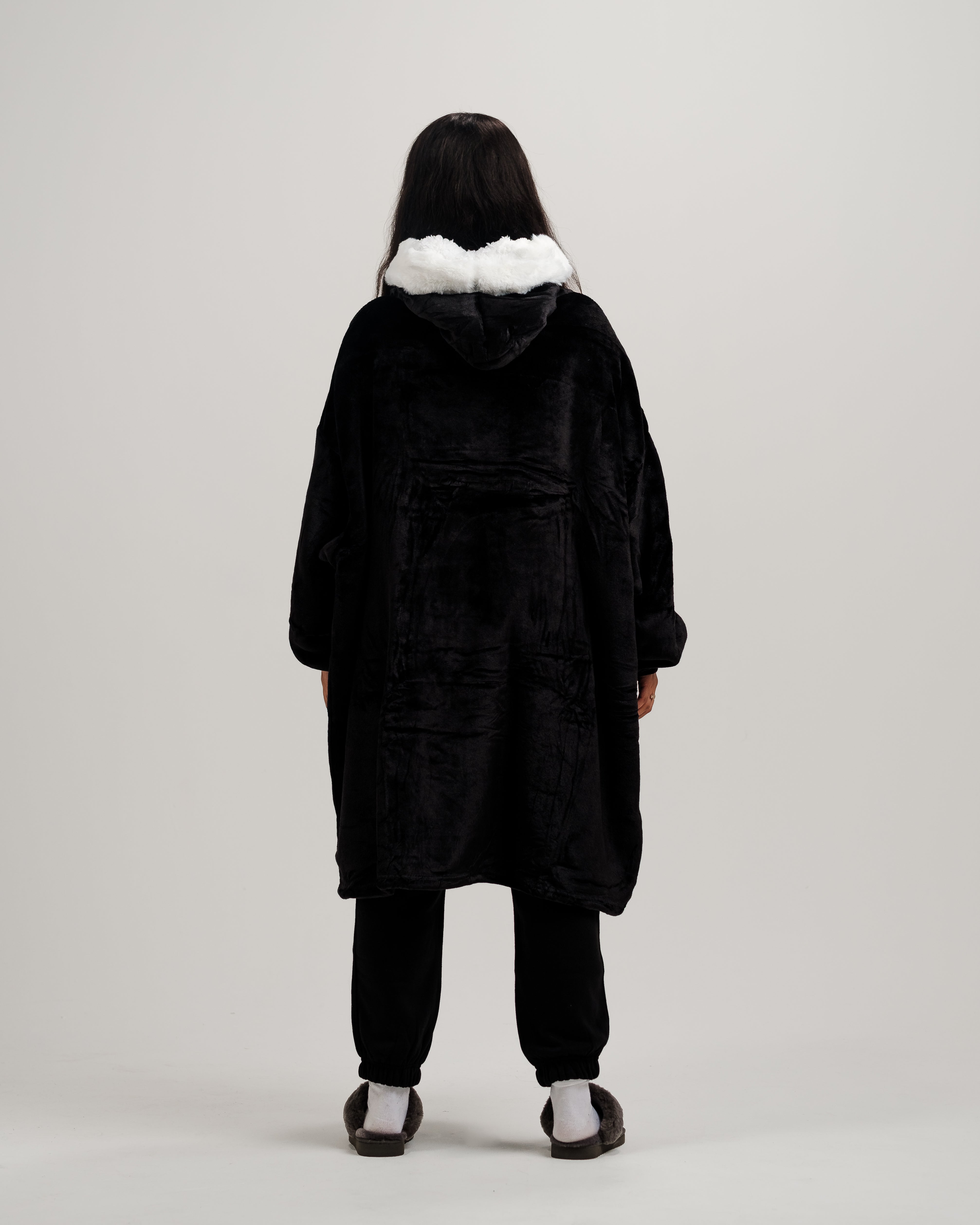 ONY Furlined Hoodie Blanket - Black