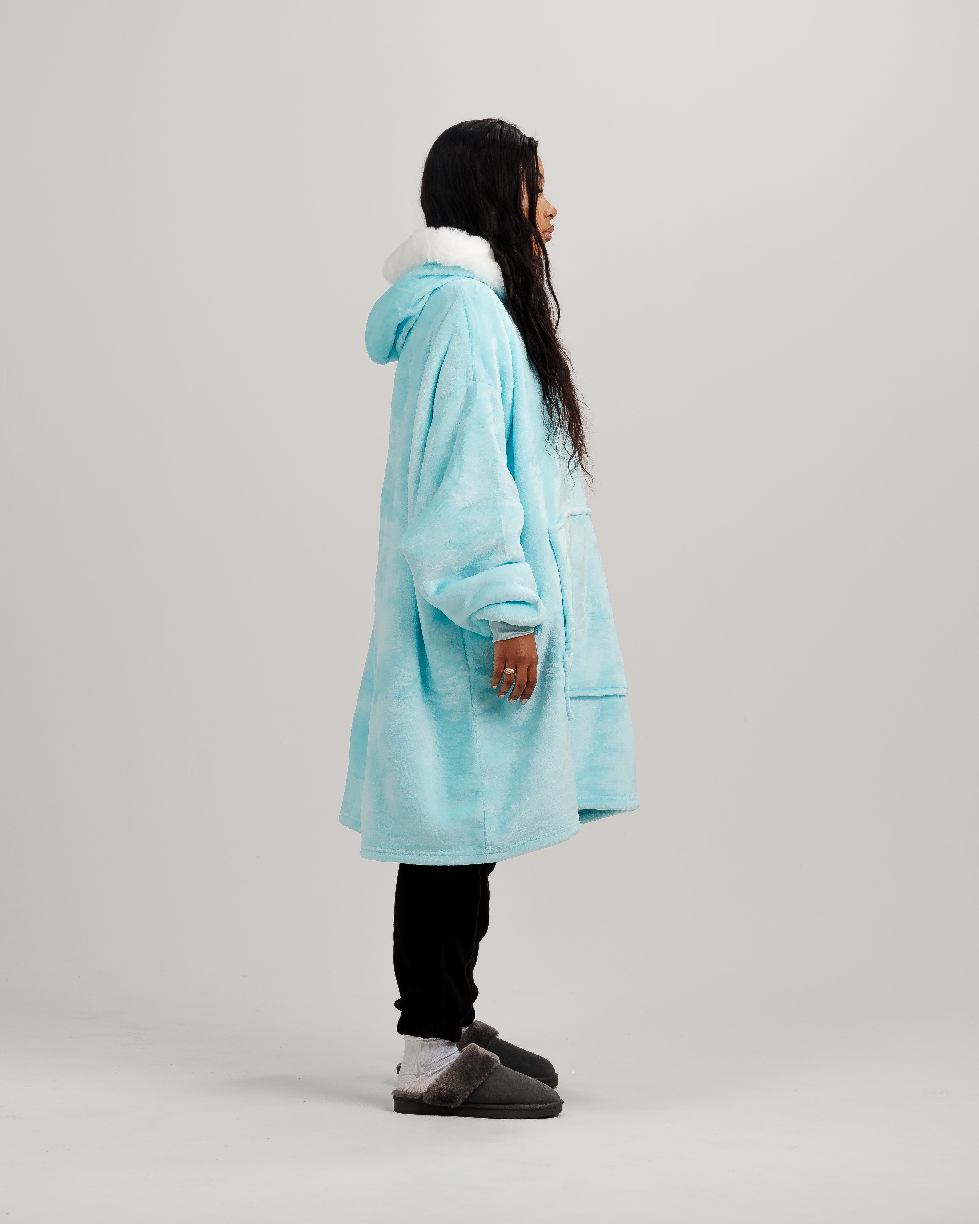 ONY Furlined Hoodie Blanket - Blue