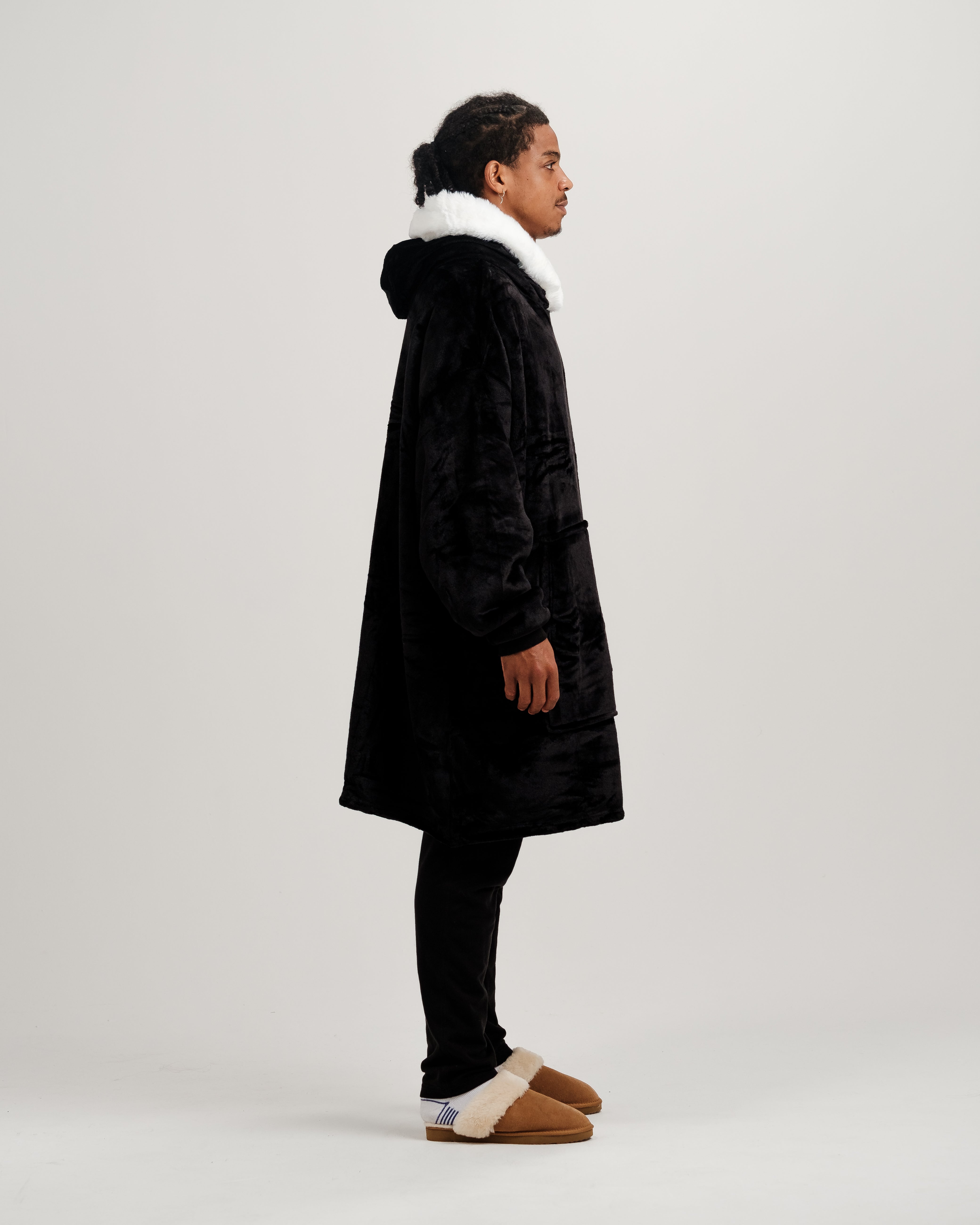 ONY Furlined Hoodie Blanket - Black