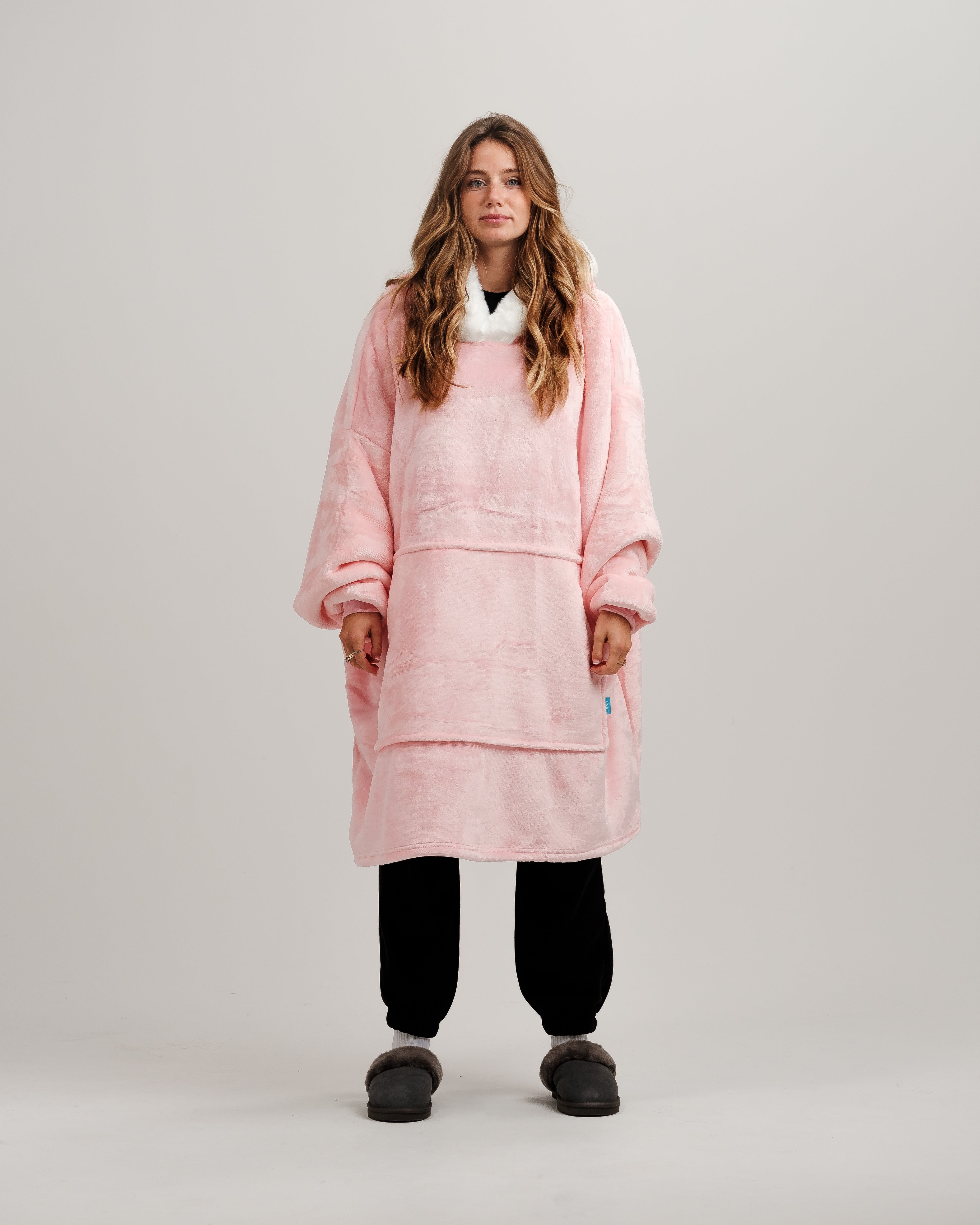 ONY Furlined Hoodie Blanket - Pink