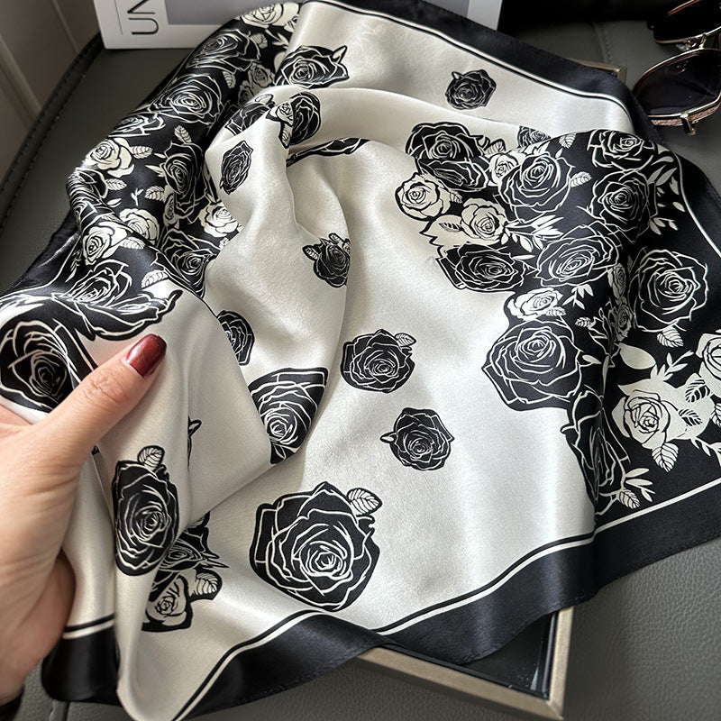 Amira Foulard (100% Zijde- 68cm)