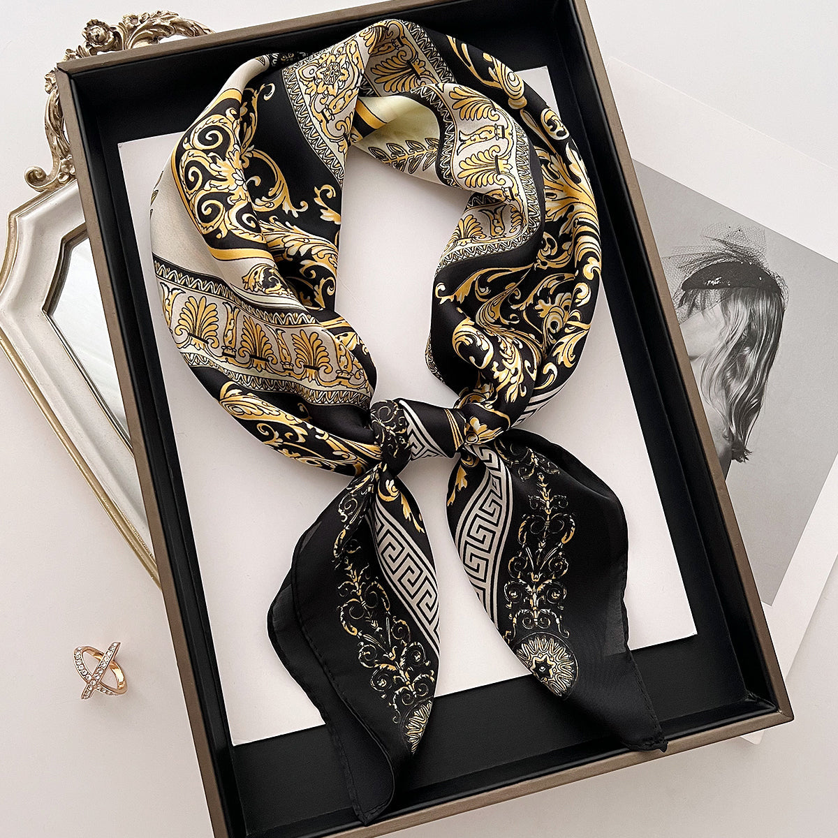 Valeria Foulard (100% Silk - 70cm)