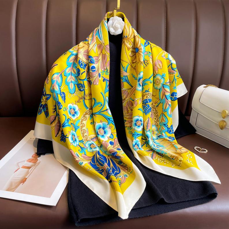 Claudiette Foulard (88cm - 100% Silk)