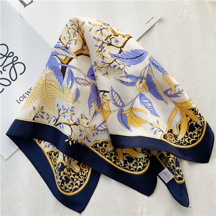 Gaia Foulard (100% Seta - 68cm)