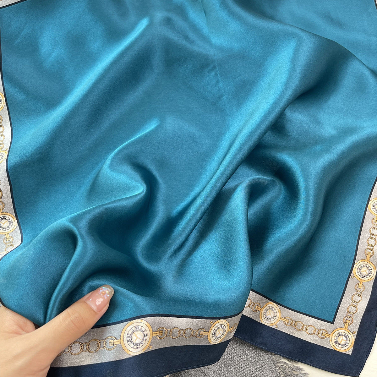 Aria Foulard (100% Silk - 53cm)